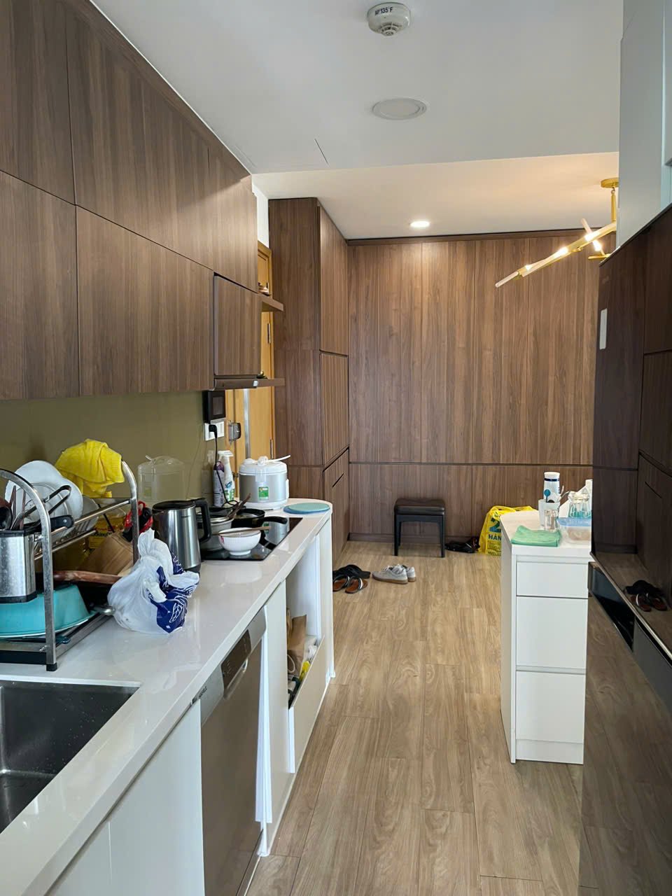 Chuyển nhượng căn 2pn giá 9 tỷ đã có sổ hồng Vista Verde Quận 2