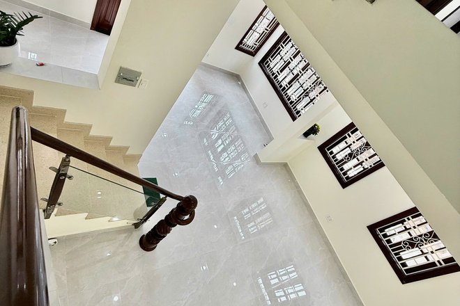 NHÀ PHỐ 2 HAI MẶT TIỀN ĐƯỜNG THÂN VĂN NHIẾP 6,8x16 GIÁ 38 TỶ