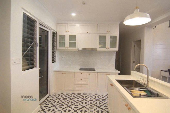 BÁN CĂN HỘ ĐÃ THIẾT KẾ THÀNH 5PN DUP GIÁ BÁN 14.8 TỶ TẦNG THẤP