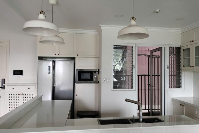 BÁN CĂN HỘ ĐÃ THIẾT KẾ THÀNH 5PN DUP GIÁ BÁN 14.8 TỶ TẦNG THẤP