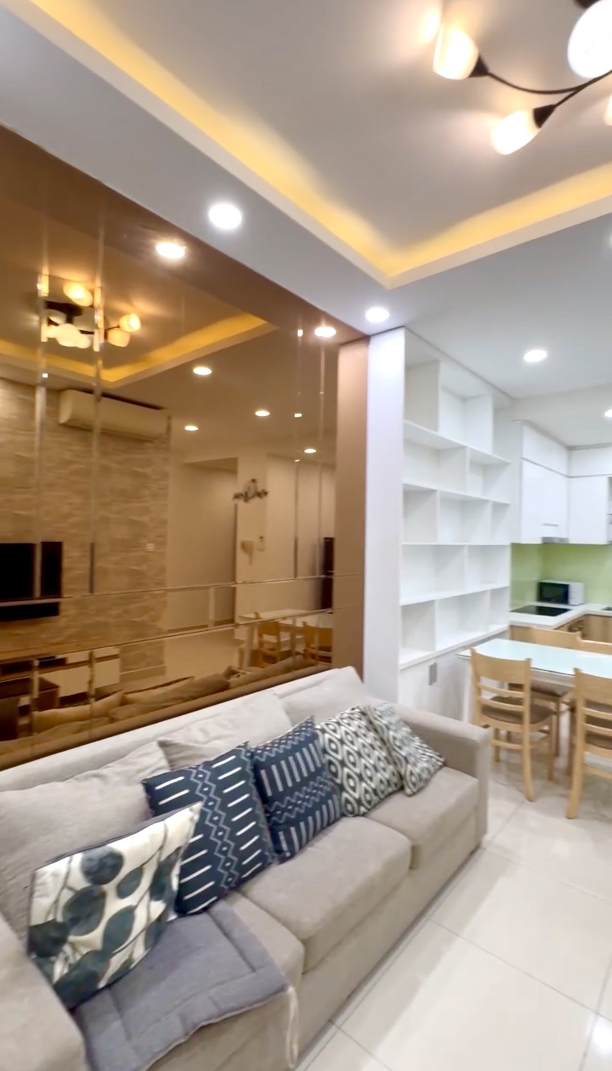 2PN Nội thất đẹp cho thuê 20 triệu/ tháng The sun Avenue