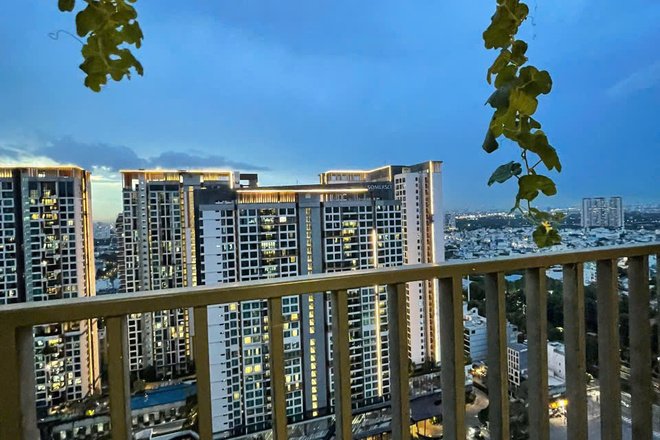 BÁN CĂN HỘ 2PN-82 M2 VISTA VERDE GIÁ 8.3 TỶ MR THUẬN