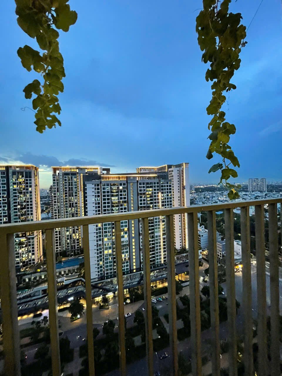 BÁN CĂN HỘ 2PN-82 M2 VISTA VERDE GIÁ 8.3 TỶ MR THUẬN