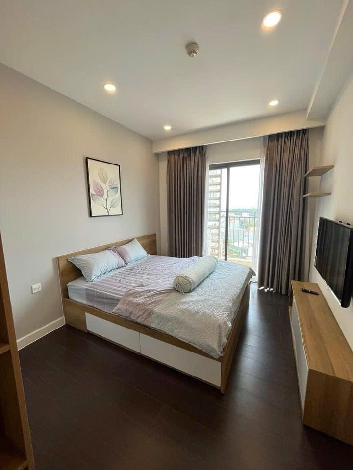 Cho thuê The Sun Avneue-96 m2 full nội thất, giá thuê 22 triệu/ tháng