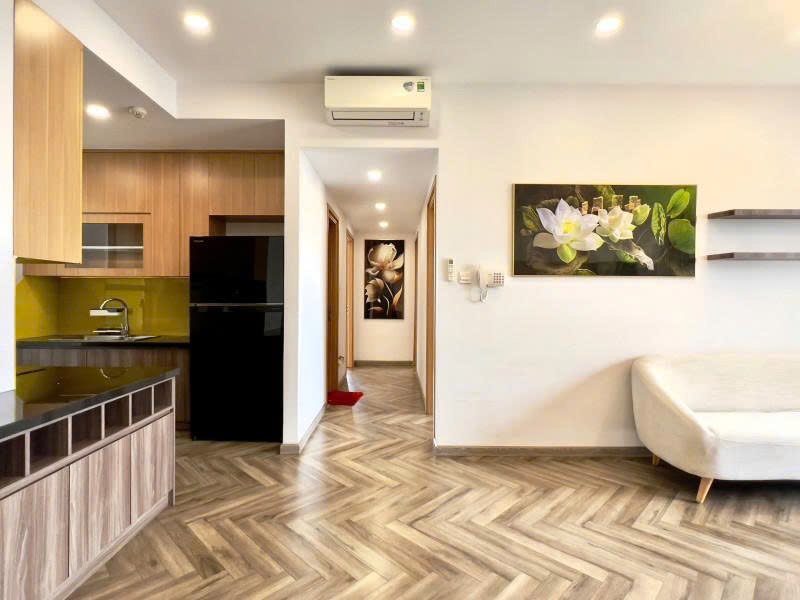 BÁN 3PN-96 M2 TẦNG TRUNG CÓ NỘI THẤT SẴN SỔ GIÁ 10 TỶ