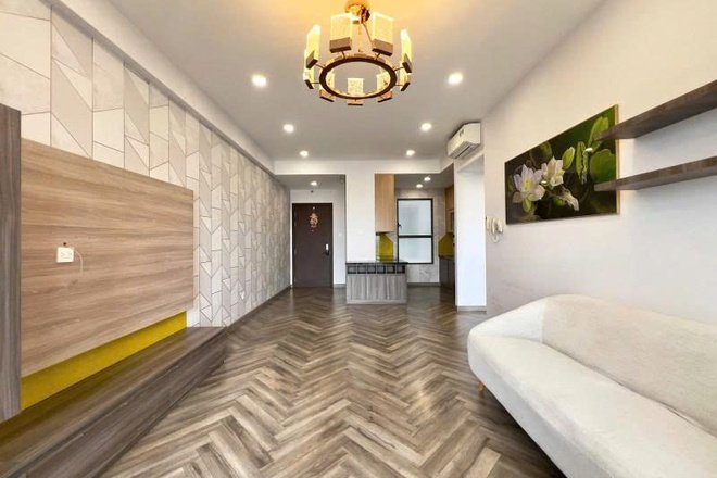 BÁN 3PN-96 M2 TẦNG TRUNG CÓ NỘI THẤT SẴN SỔ GIÁ 10 TỶ