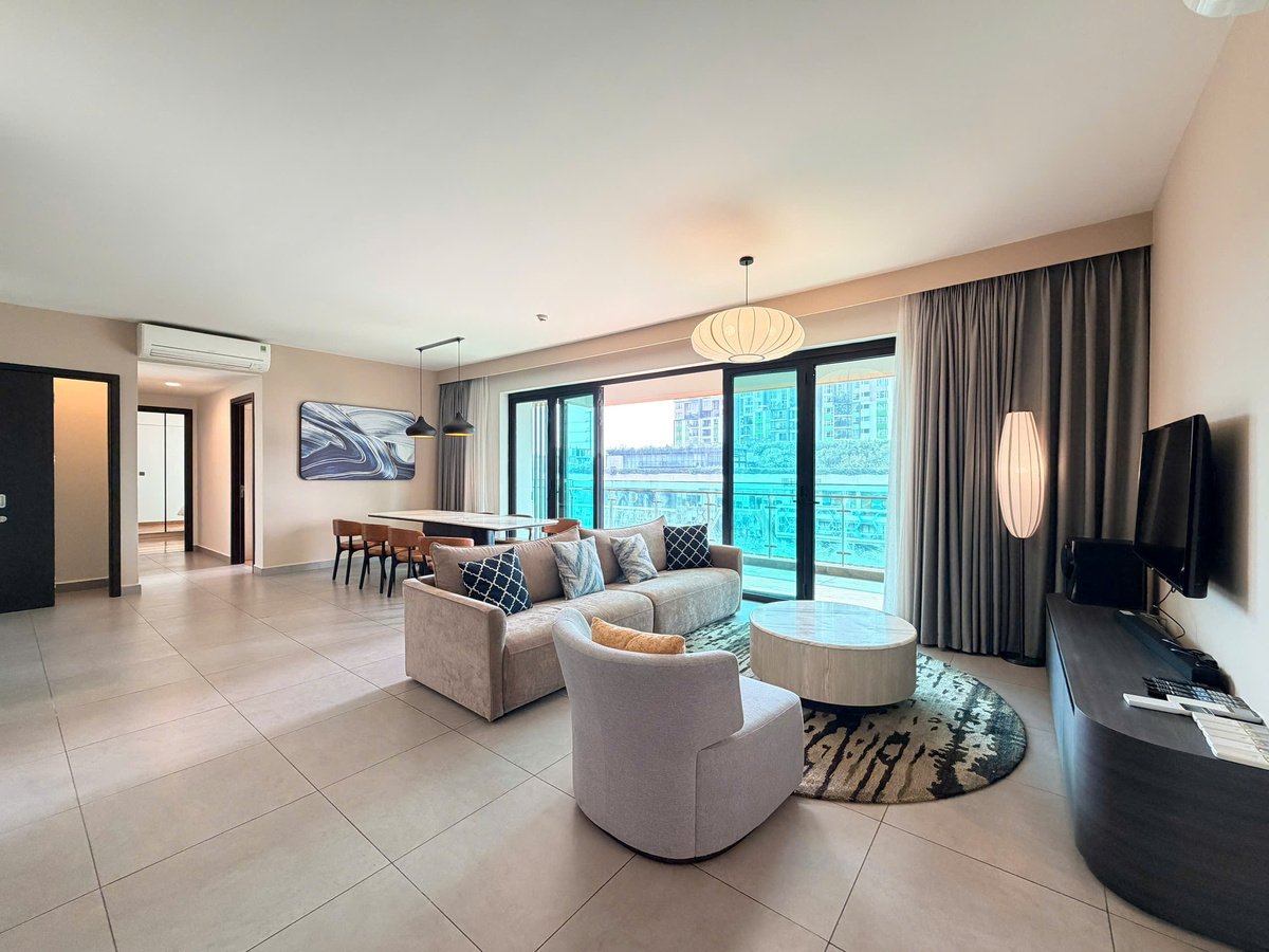 BÁN CĂN HỘ SÂN VƯỜN 4PN- FELIZ EN VISTA 210 M2 GIÁ 28 TỶ