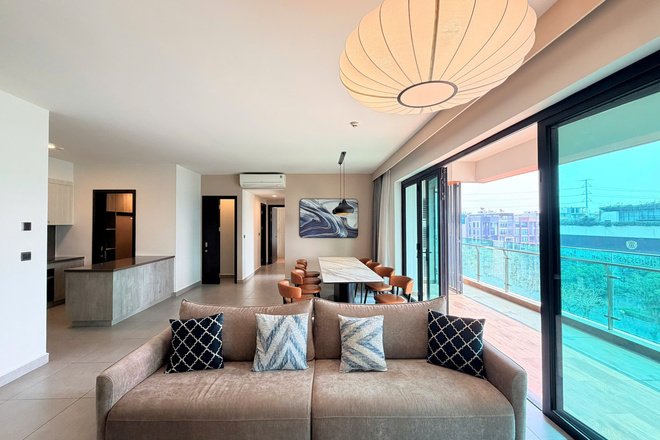 BÁN CĂN HỘ SÂN VƯỜN 4PN- FELIZ EN VISTA 210 M2 GIÁ 28 TỶ