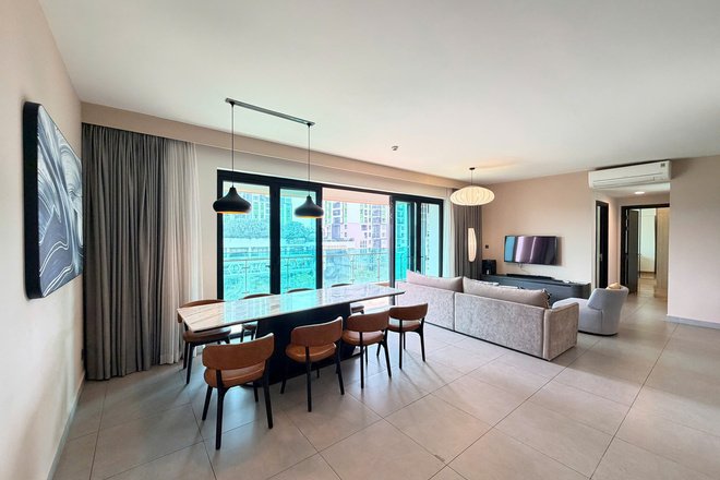 BÁN CĂN HỘ SÂN VƯỜN 4PN- FELIZ EN VISTA 210 M2 GIÁ 28 TỶ