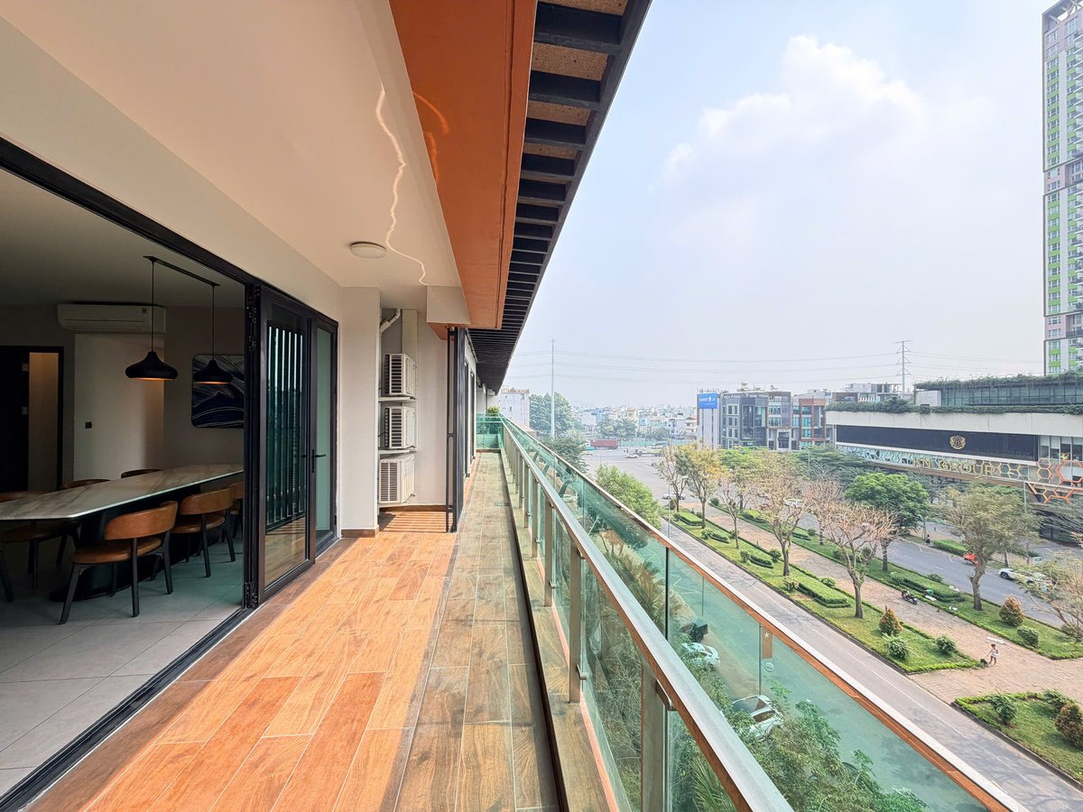 BÁN CĂN HỘ SÂN VƯỜN 4PN- FELIZ EN VISTA 210 M2 GIÁ 28 TỶ