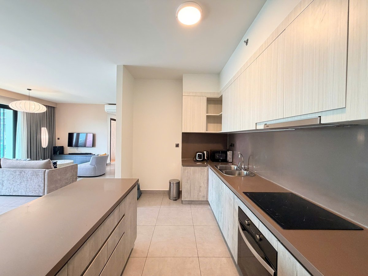 BÁN CĂN HỘ SÂN VƯỜN 4PN- FELIZ EN VISTA 210 M2 GIÁ 28 TỶ