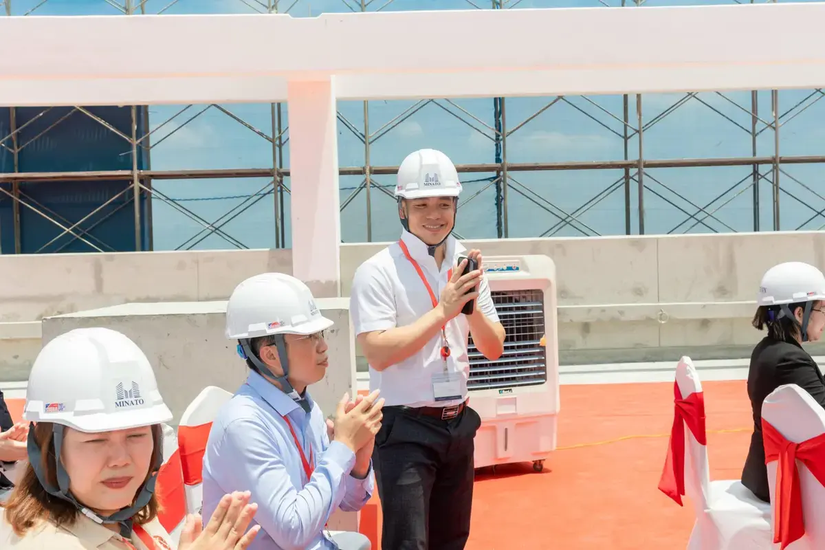 21-minato-5784jf893y754f