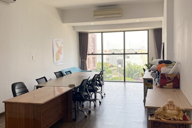 Cho Thuê Officete The Sun Avenue Có Sẵn Nội Thất Văn Phòng Giá 11 Triệu/ Tháng Bao Phí - 44m2