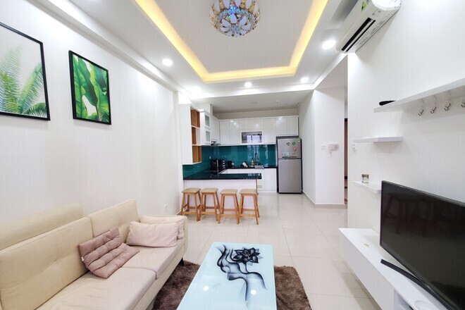 Cho Thuê Căn Hộ 2 Phòng Ngủ 73m2 Ban Công Rộng View Triệu Đô