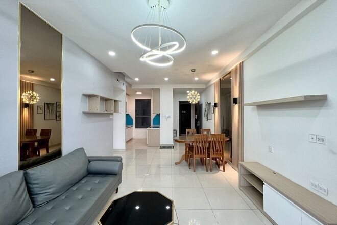 Cho Thuê The Sun Avenue 20 Triệu Diện Tích Rộng 96m2 - View Triệu Đô Đón Gió Thoáng Mát