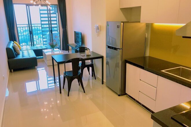 Bán Nhanh Căn Hộ 1 Phòng Ngủ + 1 Giá 5,6 tỷ, View Sông Yên Tĩnh