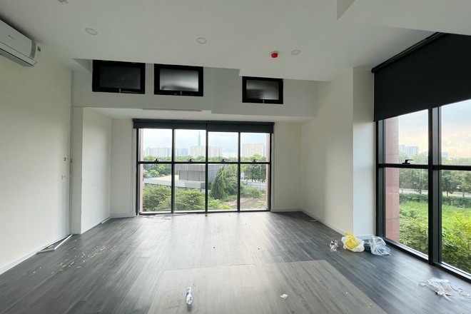 Chuyển Nhượng Văn Phòng The Sun Avenue 4,2 Tỷ 51m2 Nội Thất Cơ Bản View đẹp