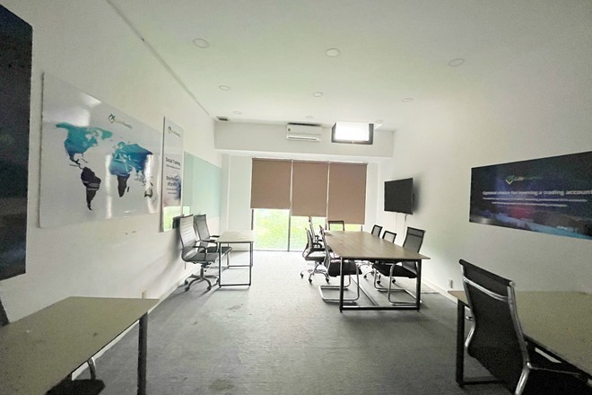 Văn Phòng Officetel The Sun Avenue Bán 3,150 Tỷ Có Bàn Ghế Làm Việc