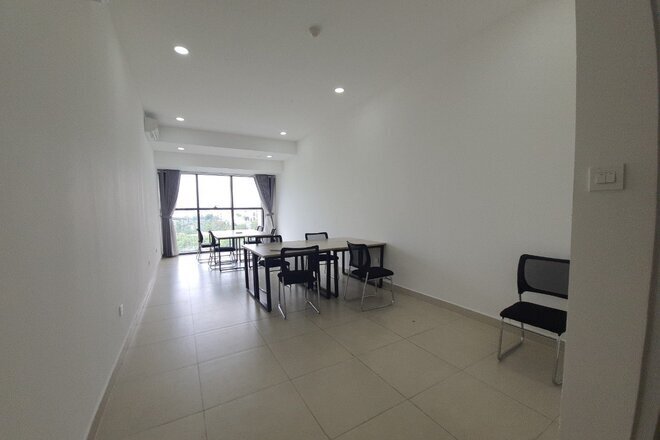 Cho Thuê Văn Phòng The Sun Avenue 10 Triệu 40m2 Có Sẵn Bàn Ghế Làm Việc