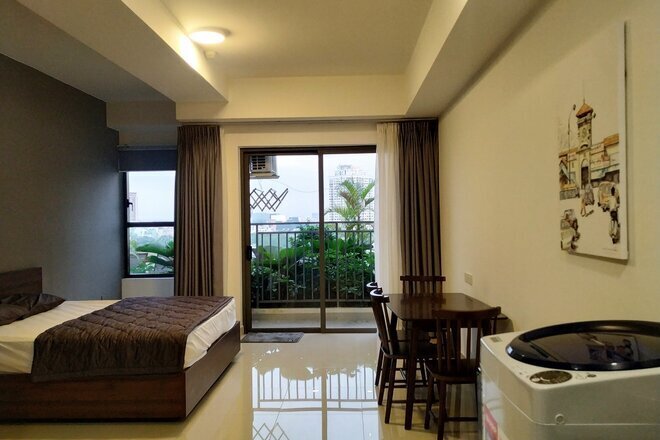 Cho Thuê Studio Full Nội Thất 38m2 The Sun Avenue Giá 11 Bao Phí Quản Lý - Có Ban Công