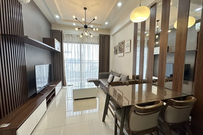 Cho Thuê The Sun Căn 2 Phòng Ngủ 16 Triệu Tầng Cao View Landmark 81