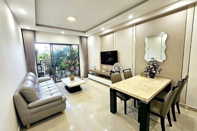 Bán Căn Hộ The Sun Avenue Ngay Tầng Hồ Bơi, Ban Công Thiết Kế Được Khu Vườn Nhỏ Xinh