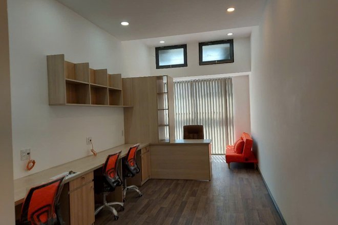 Văn Phòng Cho Thuê The Sun Avenue Giá Cực Rẻ 9,5 Triệu - Có Bàn Ghế Làm Việc