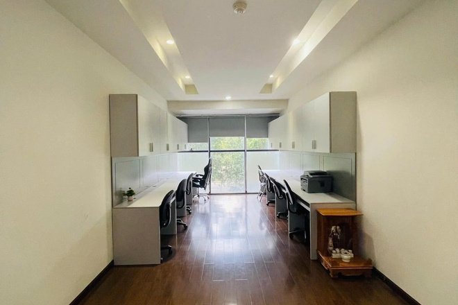 Cho Thuê Văn Phòng The Sun Avenue Có Sẵn Ít Nội Thất