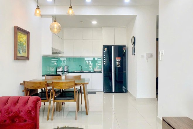 Căn 2 Phòng Ngủ Sẵn Nội Thất Cho Thuê Tại The Sun Avenue, Q2