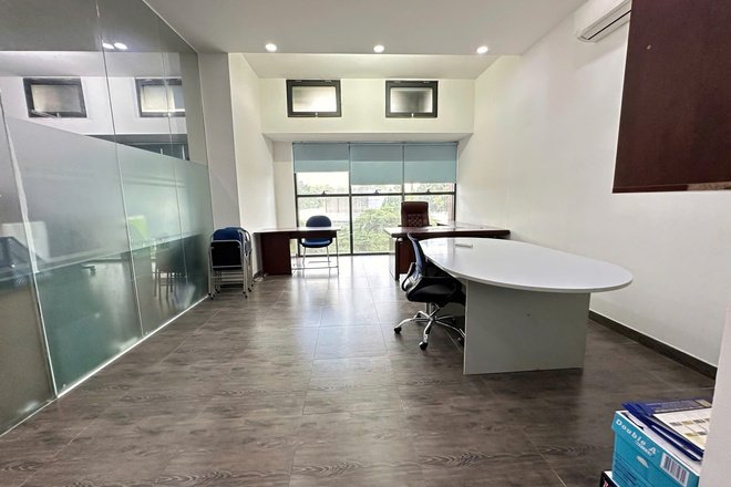 Văn Phòng Có Nội Thất Cho Thuê The Sun Avenue