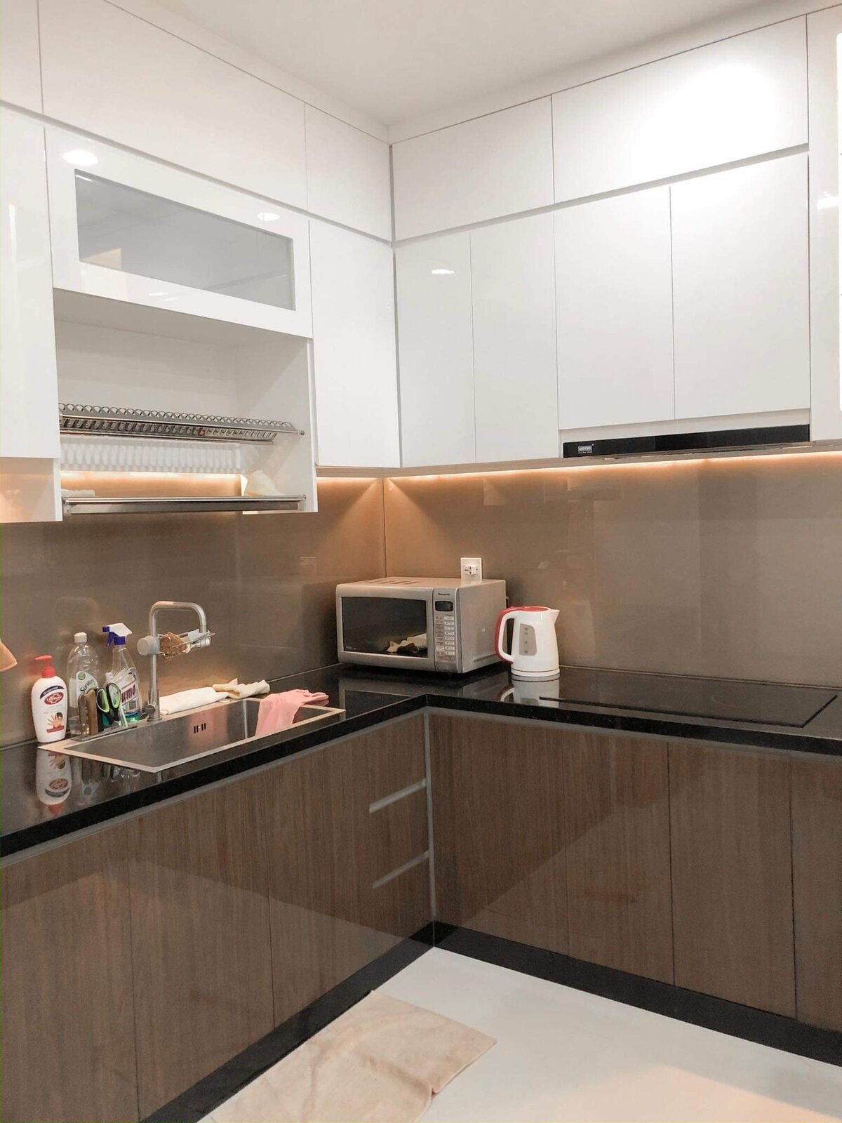 Căn Hộ 2 Phòng Ngủ The Sun Avenue Cần Cho Thuê 17 tr/tháng - 72m2 Đầy Đủ Nội Thất