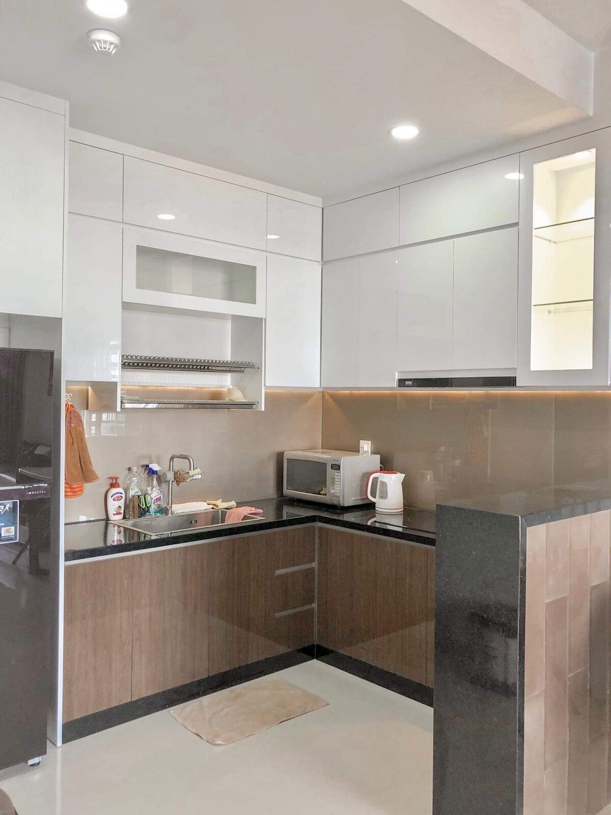 Căn Hộ 2 Phòng Ngủ The Sun Avenue Cần Cho Thuê 17 tr/tháng - 72m2 Đầy Đủ Nội Thất