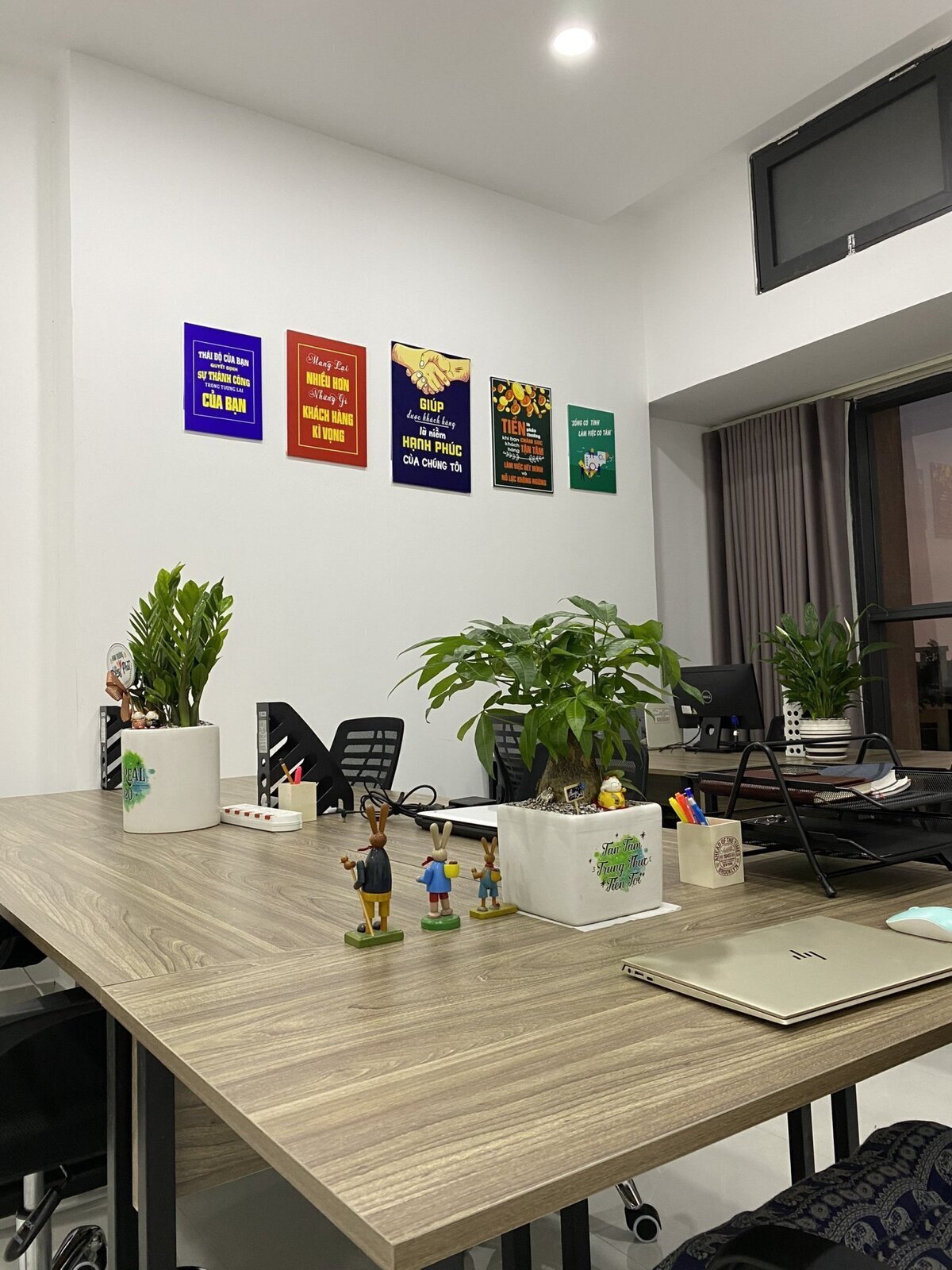 Cho Thuê Officetel 11 tr/tháng - 43m2 Nội Thất Văn Phòng Tại The Sun Avenue