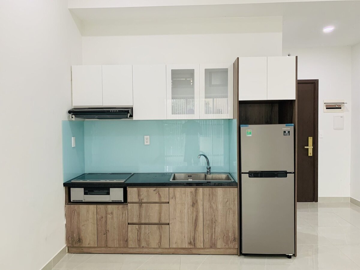 Cho Thuê Văn Phòng The Sun Avenue Nội Thất Cơ Bản Có Bếp Giá 13 Triệu - 48m2