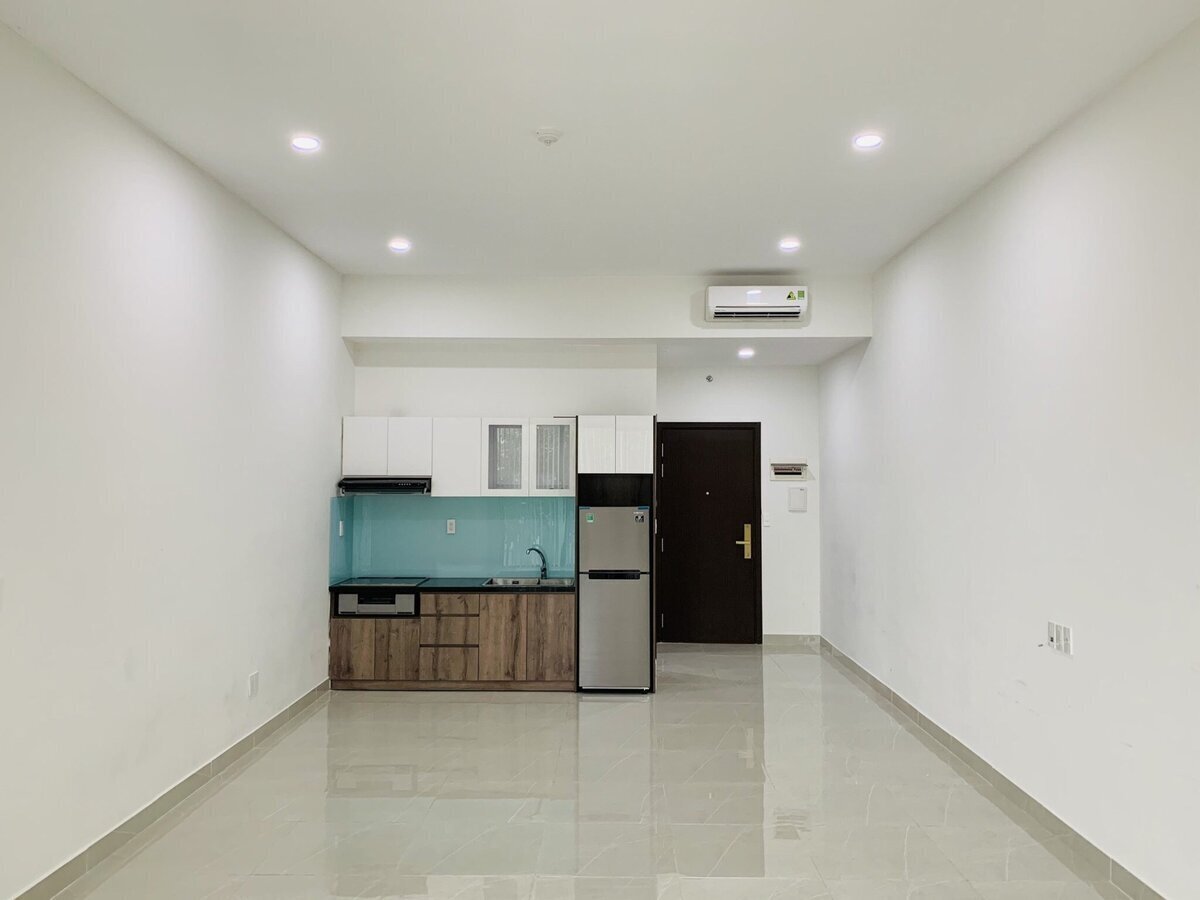 Cho Thuê Văn Phòng The Sun Avenue Nội Thất Cơ Bản Có Bếp Giá 13 Triệu - 48m2