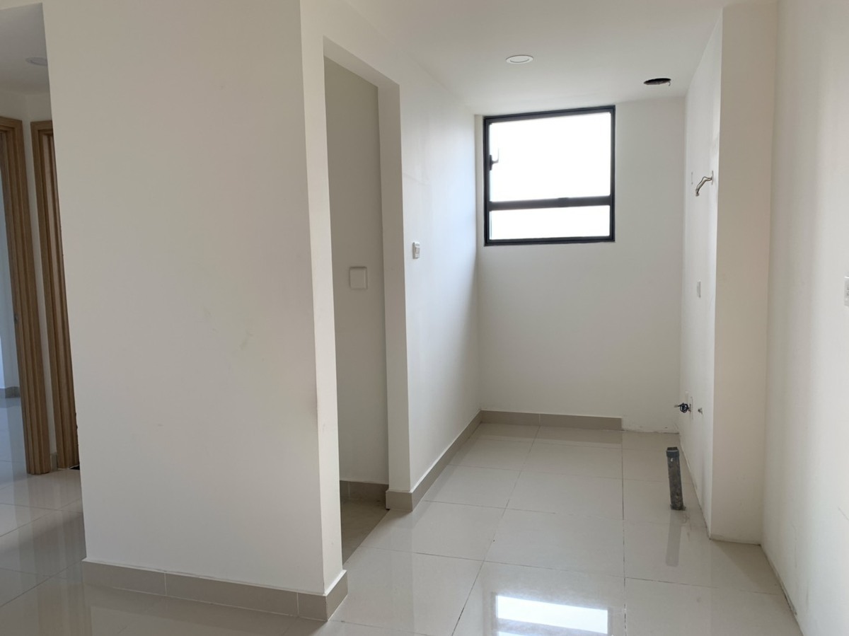 Chủ Nhà Cần Bán Gấp Căn Officetel Giá 4,1 tỷ Bao Thuế Phí - Có 1 Phòng Riêng