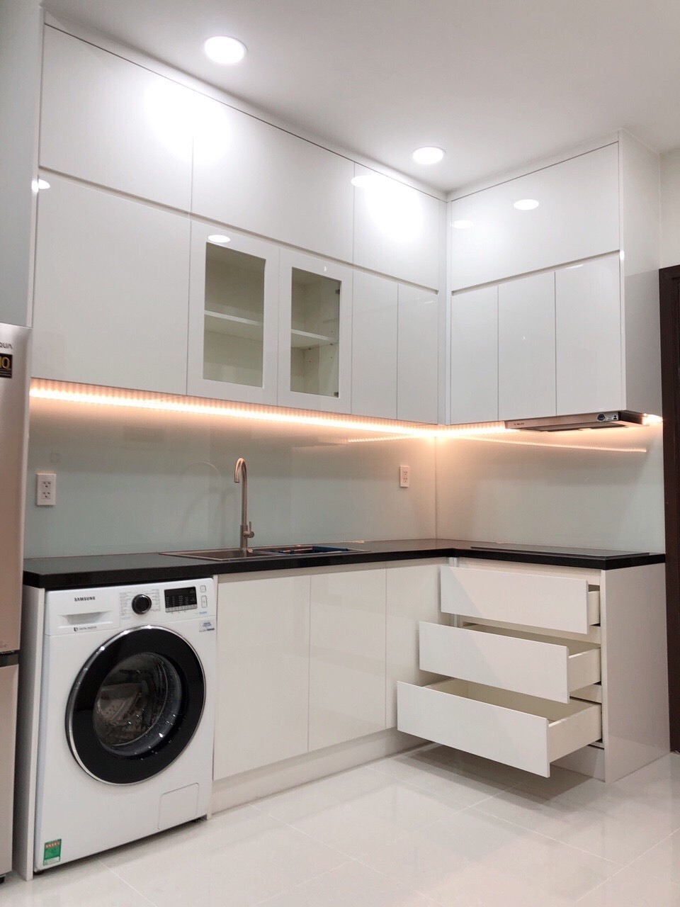 Cho Thuê Căn Hộ The Sun Avenue Giá 10 Triệu/ Tháng Diện Tích 40m2 Full Nội Thất