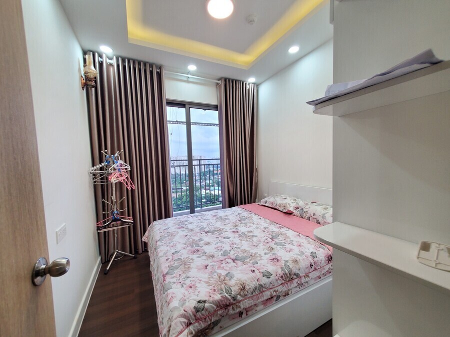 Cho Thuê Căn Hộ 2 Phòng Ngủ 73m2 Ban Công Rộng View Triệu Đô