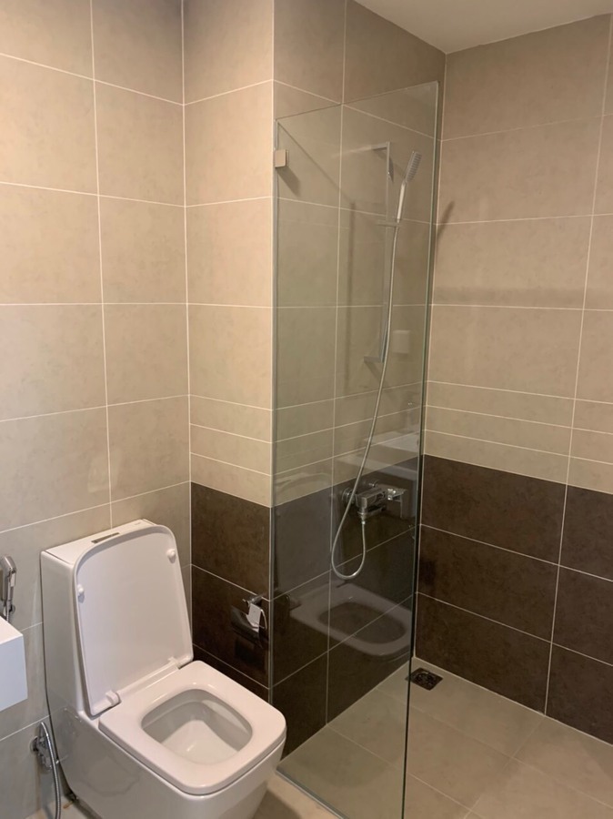 Bán Nhanh Căn Hộ 1 Phòng Ngủ Giá 3,8 Tỷ Có Sẵn Bếp Bao Hết Thuế Phí