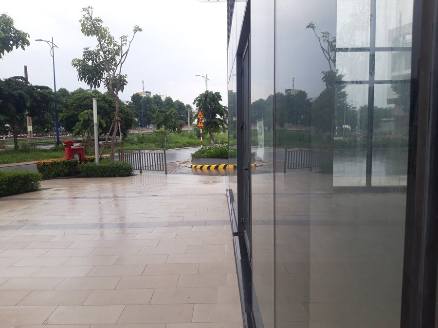 Cho Thuê Shophouse The Sun Avenue giá Chỉ 40 Triệu - 70m2 Nhà Thô