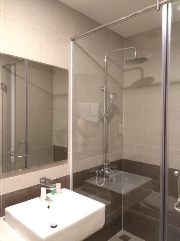 Cho Thuê The Sun Avenue 2 Phòng Ngủ Giá 14 Triệu - 75m2 Nội Thất Cơ Bản Có Bếp