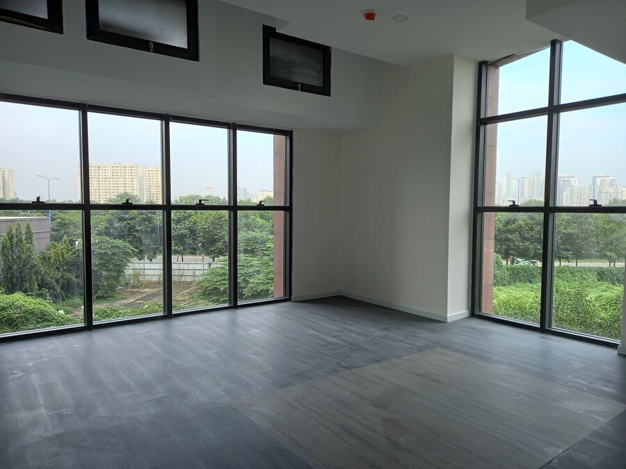 Chuyển Nhượng Văn Phòng The Sun Avenue 4,2 Tỷ 51m2 Nội Thất Cơ Bản View đẹp