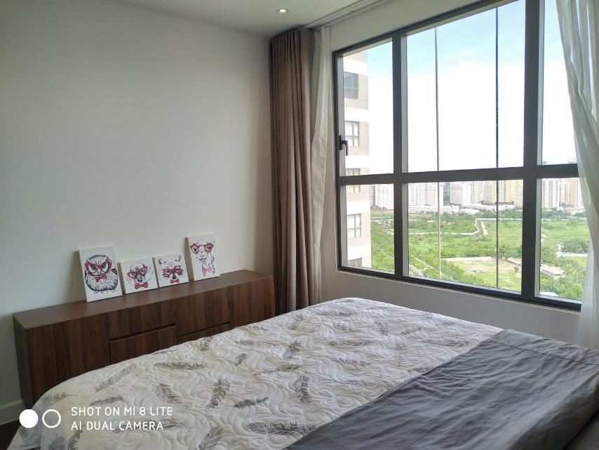 Cho Thuê Căn Hộ 3 Phòng Ngủ - 2WC Full Nội Thất Đẹp - View ngắm Landmark 81