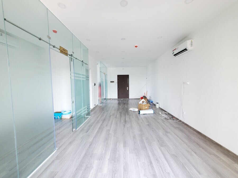 Văn Phòng The Sun Avenue 13,5 Triệu Diện Tích 55m2 - Có 2 Phòng Riêng