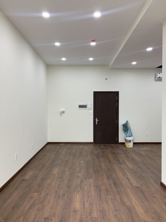 Chuyển Nhượng Văn Phòng The Sun Avenue 4 Tỷ 48m2 Nội Thất Cơ Bản Có Bếp