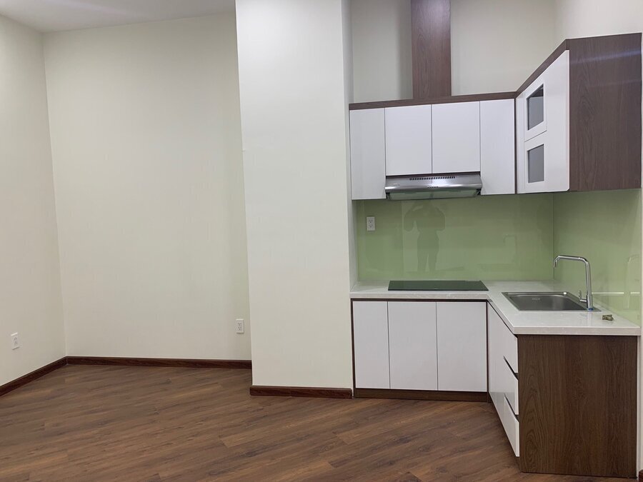 Chuyển Nhượng Văn Phòng The Sun Avenue 4 Tỷ 48m2 Nội Thất Cơ Bản Có Bếp