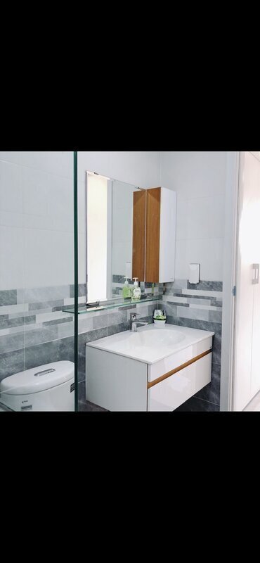 The Sun Avenue Cho Thuê Officetel 11 Triệu 45m2 Nội Thất Cơ Bản - Có Tủ Kệ Bếp