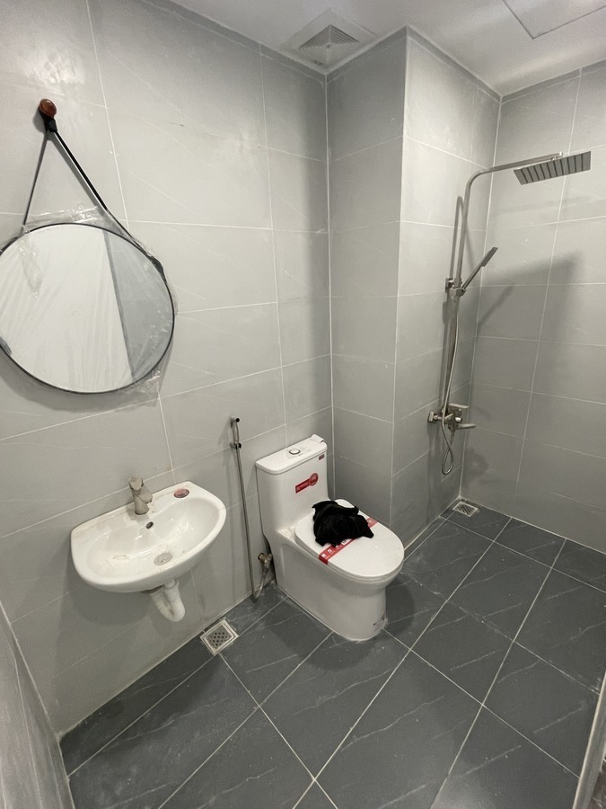 Cho Thuê Văn Phòng The Sun Avenue 37m2 Giá 9 Triệu Nội Thất Cơ Bản - Có Ban Công