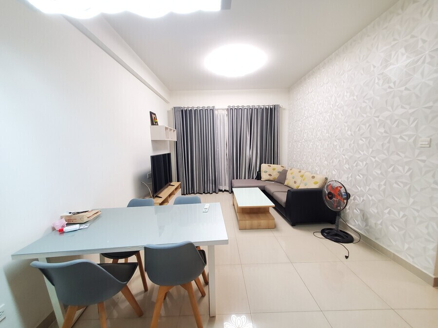 Cho Thuê The Sun Avenue Tầng Cao 20 Triệu - 90m2 - Ban Công Rộng