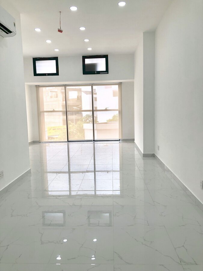 Bán Văn Phòng The Sun Avenue 4,150 Tỷ - Nội Thất Cơ Bản 50m2 Ánh Sáng Tốt